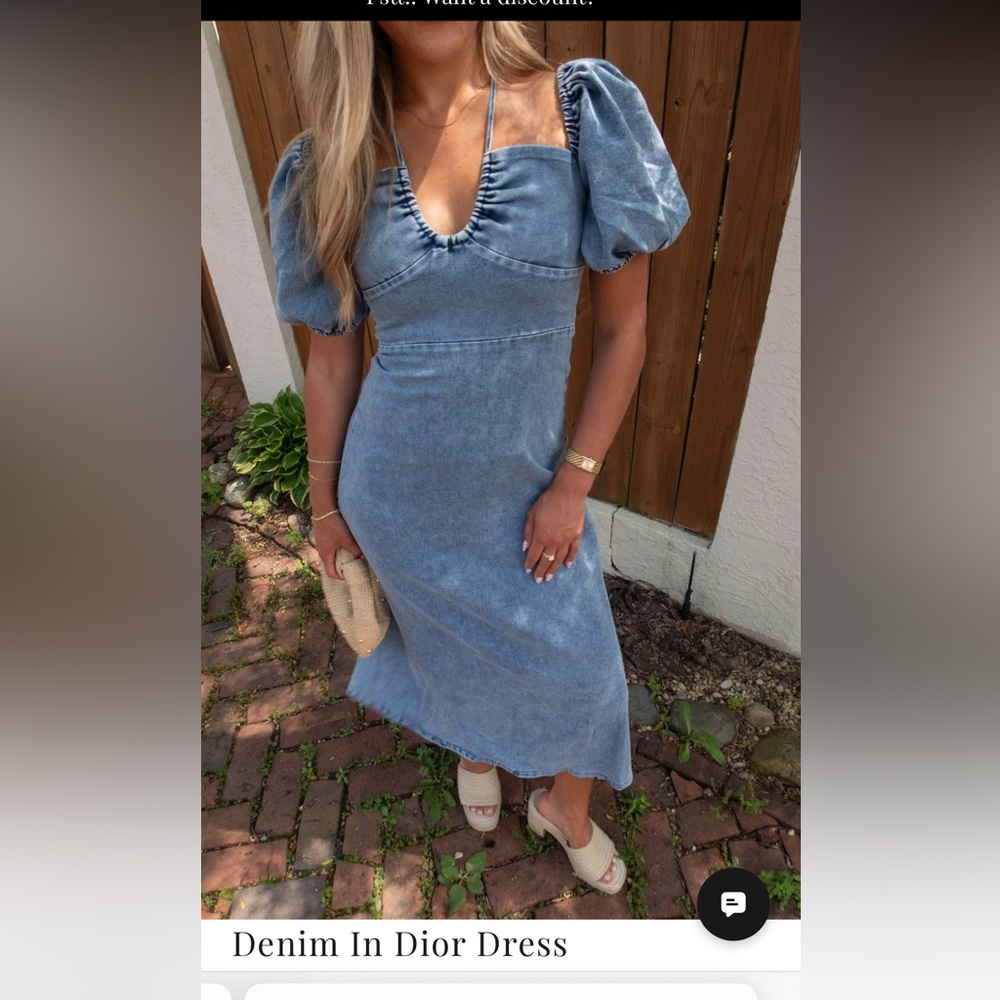 Elegant Denim Midi Dress with Puff Sleeves